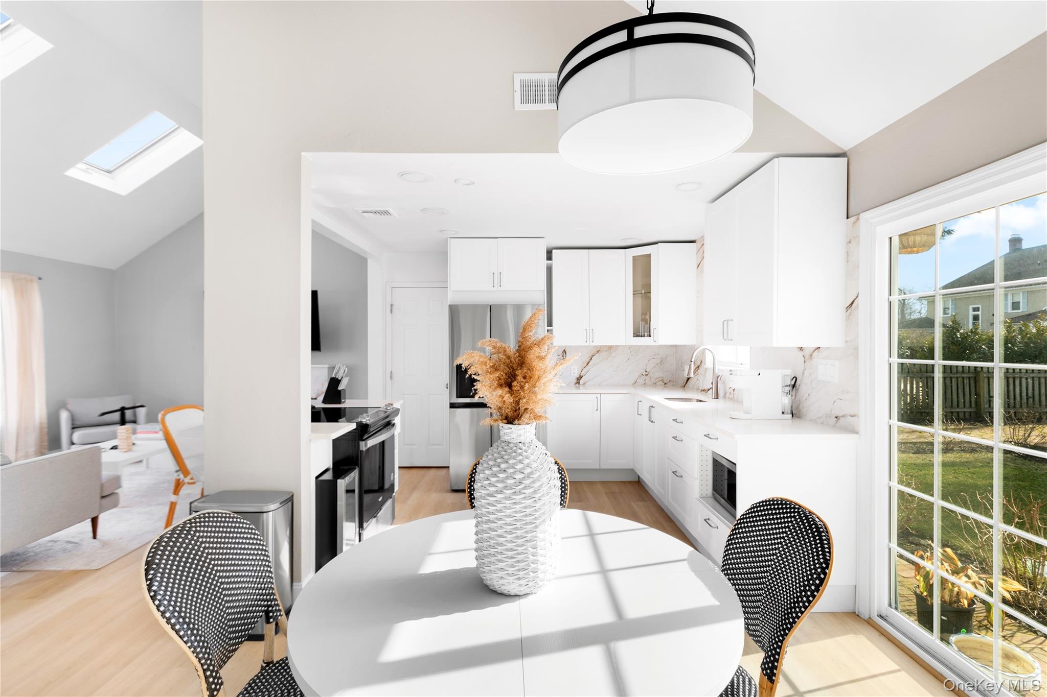 30 River Road Sayville, NY 11782 - Photo 7 of 14