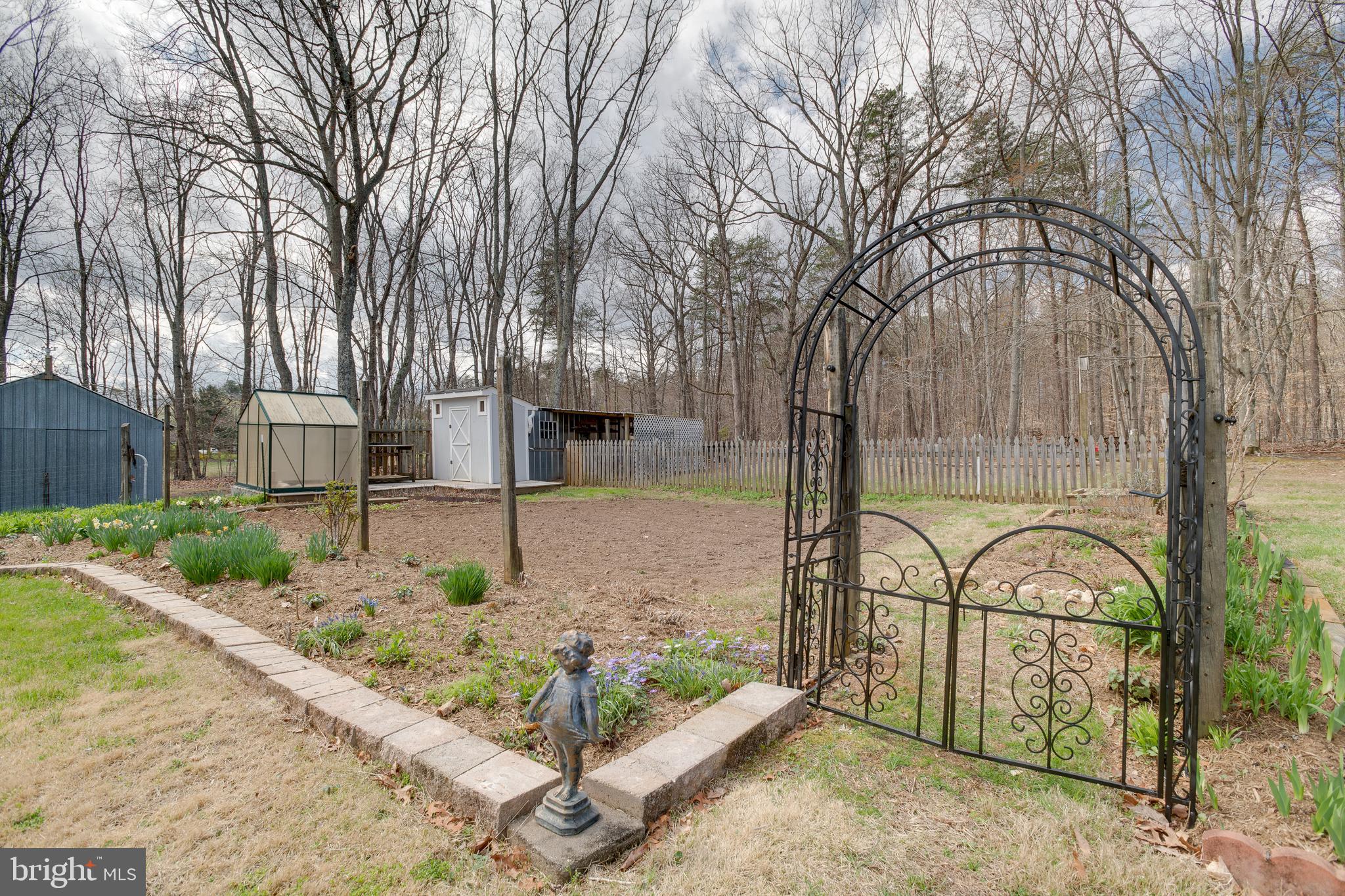 20174 Edwards Shop Road Elkwood, VA 22718 - Photo 29 of 54 a view of a entrance gate of the house