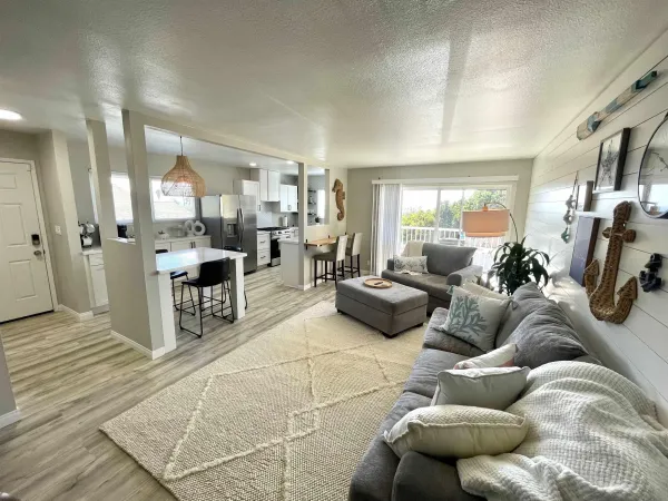 $5,595 | 1959 Montgomery Avenue, Cardiff, CA 92007