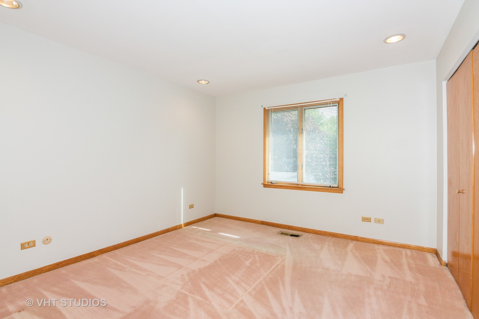 1127 Rugeley Court Addison, IL 60101 - Photo 13 of 22