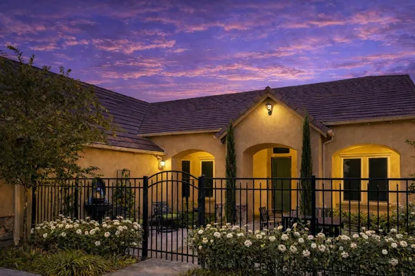 $849,950 | 3544 Prescott Avenue, Clovis, CA 93619