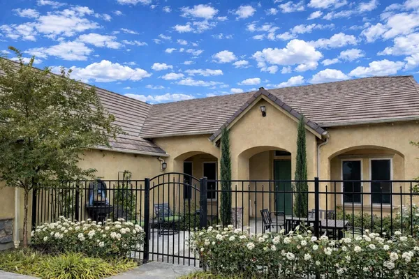 $849,950 | 3544 Prescott Avenue, Clovis, CA 93619