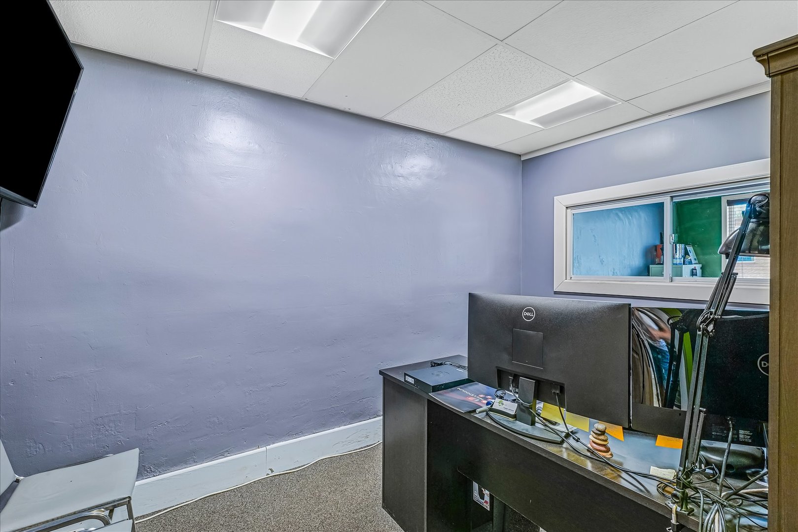 206 West Lincoln Street Saybrook, IL 61770 - Photo 24 of 28 a room with furniture and window