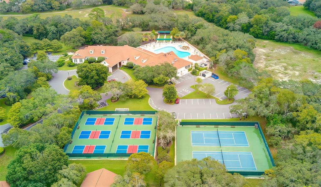 488 Fort Mill Lane Spring Hill, FL 34609 - Photo 52 of 54 an aerial view of a house