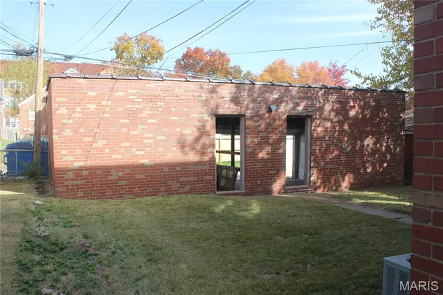 $1,050 | 5021 Oleatha Avenue, Unit 2, St. Louis, MO 63139