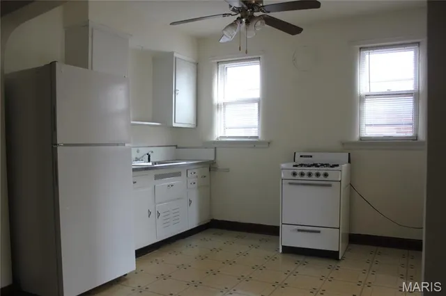 $1,050 | 5021 Oleatha Avenue, Unit 2, St. Louis, MO 63139