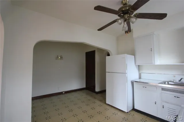 $1,050 | 5021 Oleatha Avenue, Unit 2, St. Louis, MO 63139