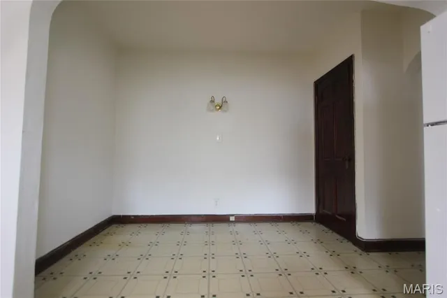 $1,050 | 5021 Oleatha Avenue, Unit 2, St. Louis, MO 63139