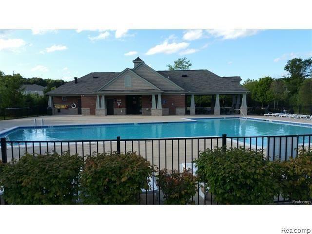 27978 Declaration Drive Novi, MI 48377 - Photo 12 of 15