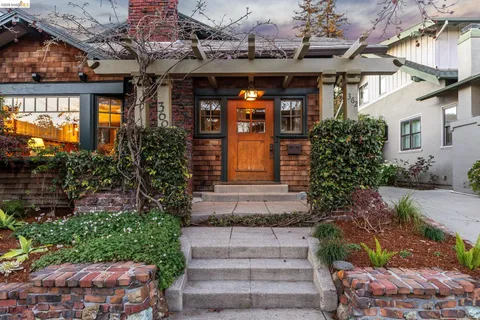 $1,849,000 | 360 Alcatraz Avenue, Oakland, CA 94618