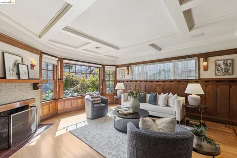 $1,849,000 | 360 Alcatraz Avenue, Oakland, CA 94618