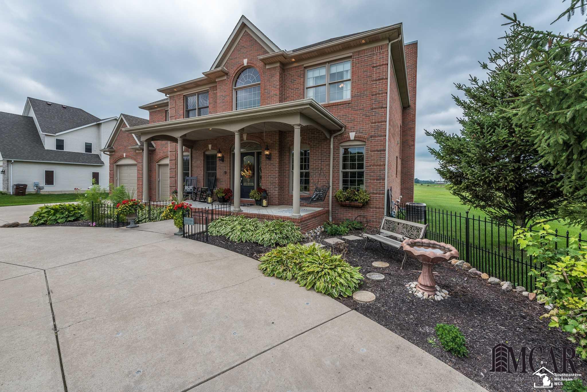 3233 South Custer Road Monroe, MI 48161 - Photo 39 of 40 21490714-38.JPG