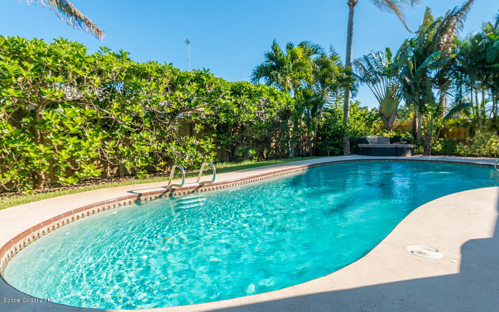 450 Carriage Road Satellite Beach, FL 32937 - Photo 2 of 25 medium-13