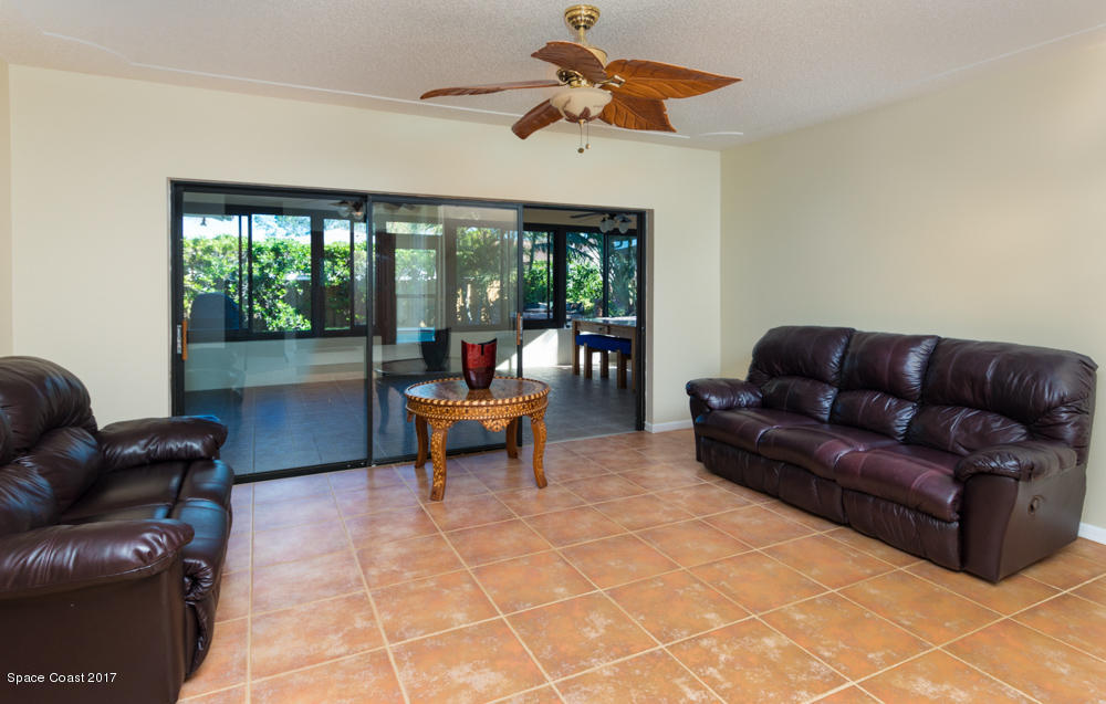 450 Carriage Road Satellite Beach, FL 32937 - Photo 11 of 25 Living Room