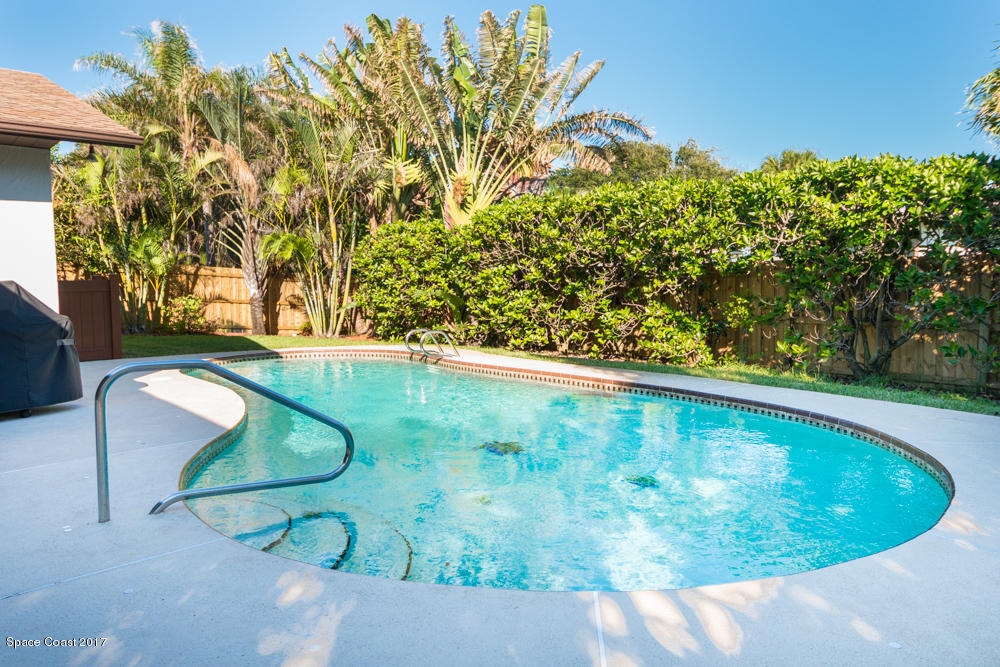 450 Carriage Road Satellite Beach, FL 32937 - Photo 23 of 25 Fully fenced back yard