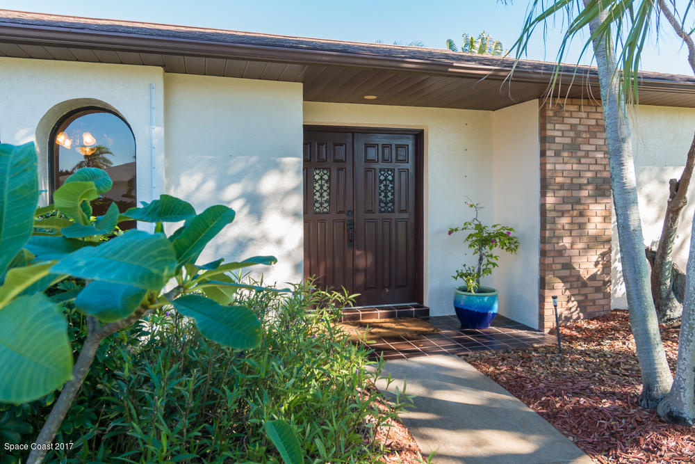 450 Carriage Road Satellite Beach, FL 32937 - Photo 24 of 25 Come on in!