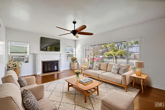 $425,000 | Undisclosed Address, Bakersfield, CA 93305