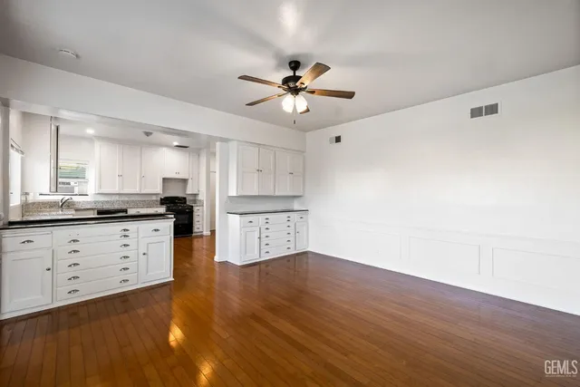 $425,000 | Undisclosed Address, Bakersfield, CA 93305