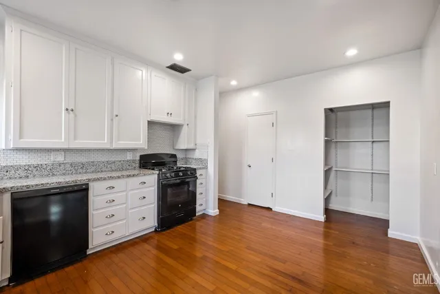 $425,000 | Undisclosed Address, Bakersfield, CA 93305