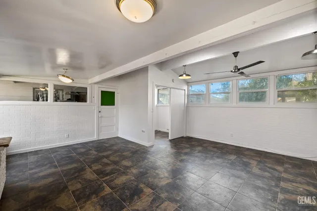 $425,000 | Undisclosed Address, Bakersfield, CA 93305