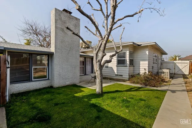 $425,000 | Undisclosed Address, Bakersfield, CA 93305