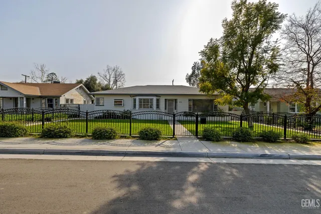 $425,000 | Undisclosed Address, Bakersfield, CA 93305