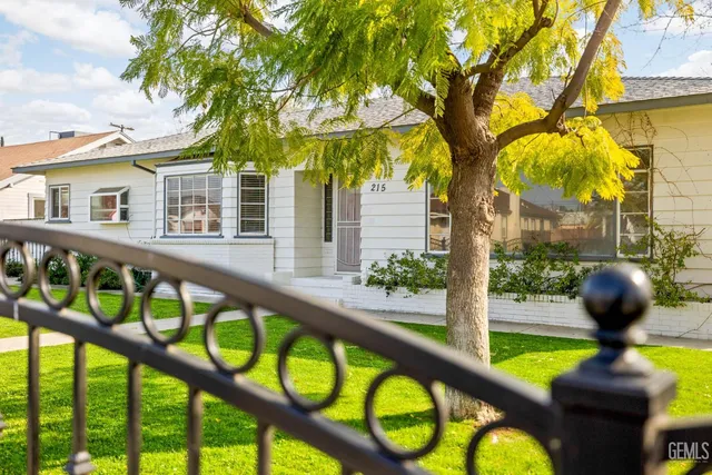 $425,000 | Undisclosed Address, Bakersfield, CA 93305