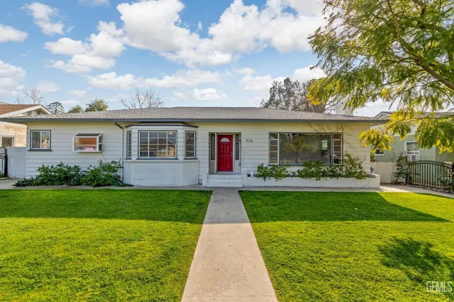 $425,000 | Undisclosed Address, Bakersfield, CA 93305