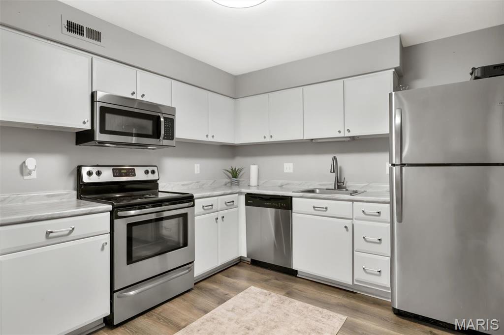 4539 Little Rock Road, Unit G St. Louis, MO 63128 - Photo 18 of 39