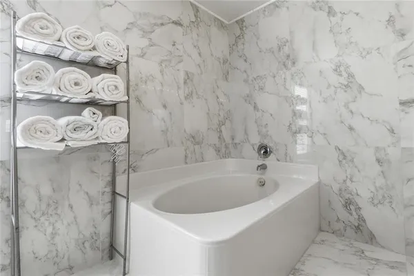 $415,000 | 461 Fish Hawk Drive, Winter Haven, FL 33884