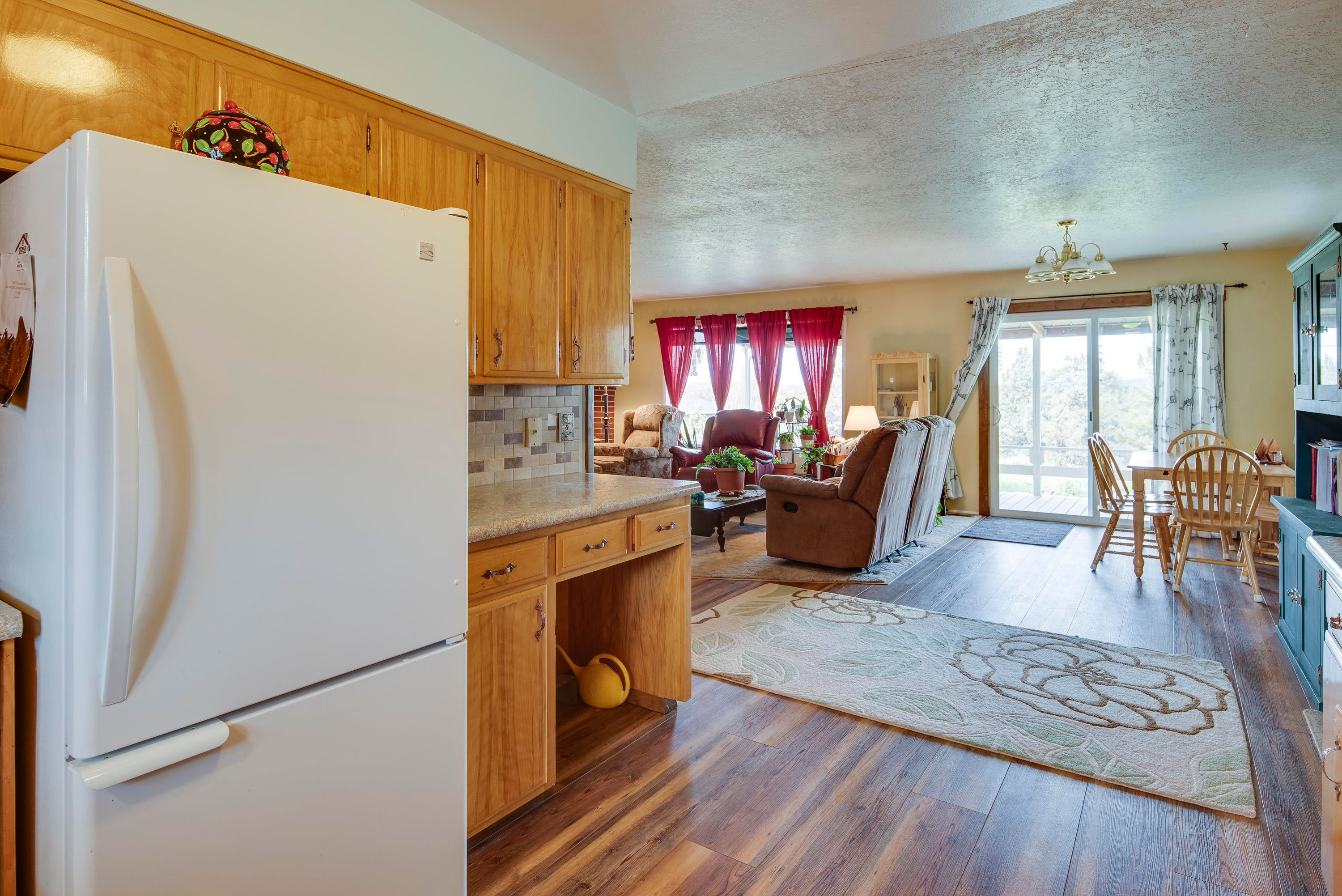3221 Southwest 45th Street Redmond, OR 97756 - Photo 14 of 42 14