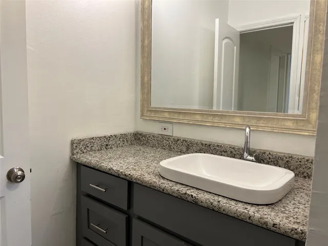 $1,150 | 1851 West Main Street, Unit 3, Houston, TX 77098