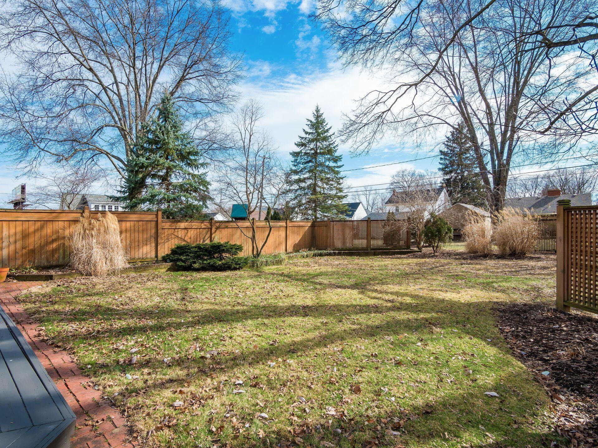 53 West Cooke Road Columbus, OH 43214 - Photo 49 of 54 068_974ac4b2_N 53 W Cooke 169