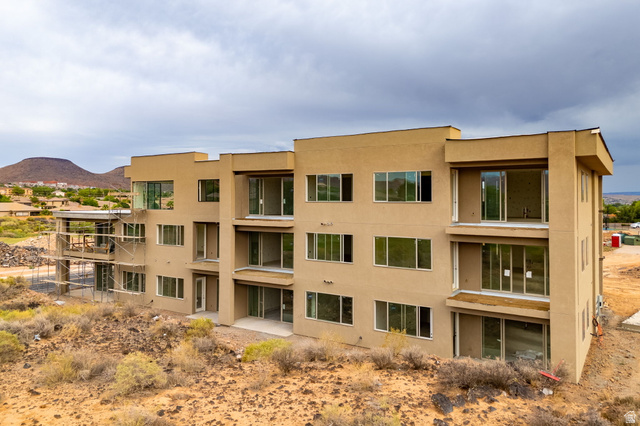 271 North Country Lane, Unit 60 St. George, UT 84770 - Photo 11 of 17 View of apartment building / complex featuring a mountain view