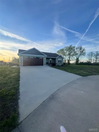 $389,900 | 1209 Boone Court, Farmington, MO 63640