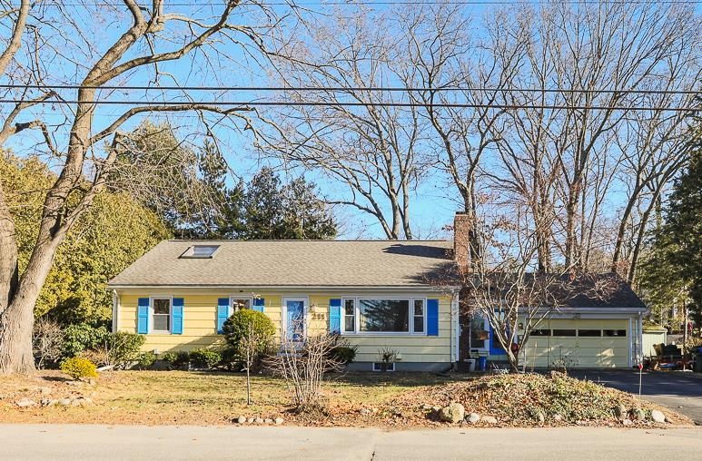 211 High Ridge Road Manchester, NH 03104 - Photo 1 of 40