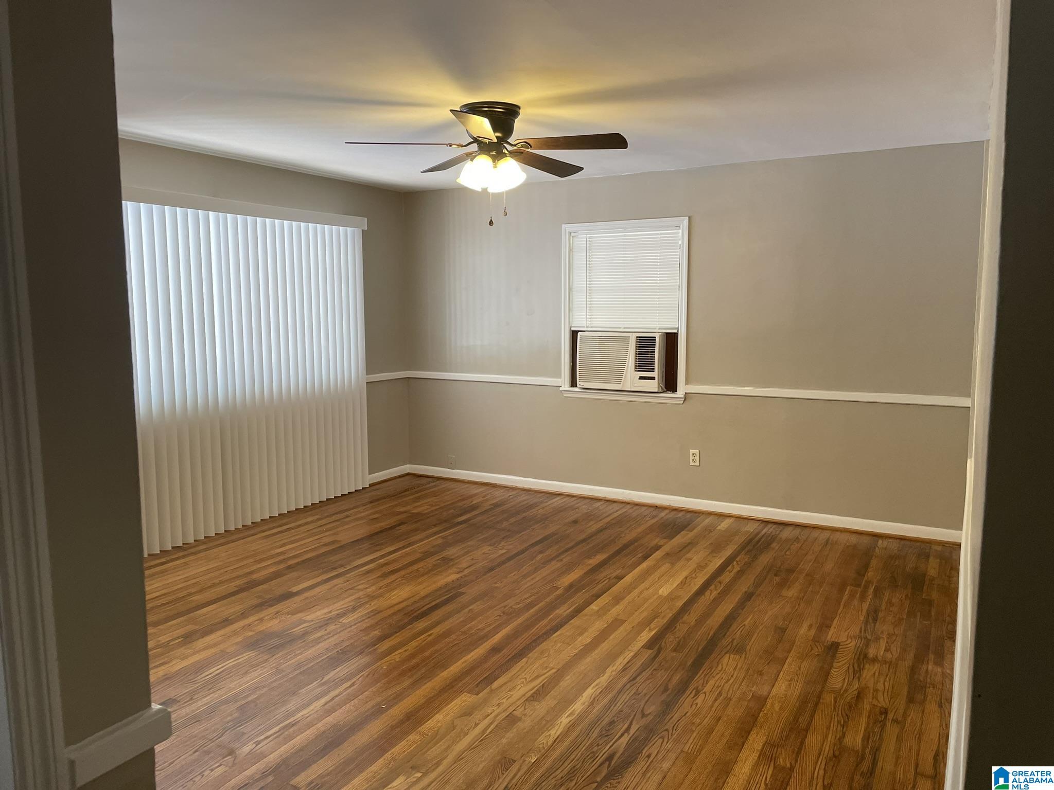 300 Elm Street Southeast Leeds, AL 35094 - Photo 7 of 14