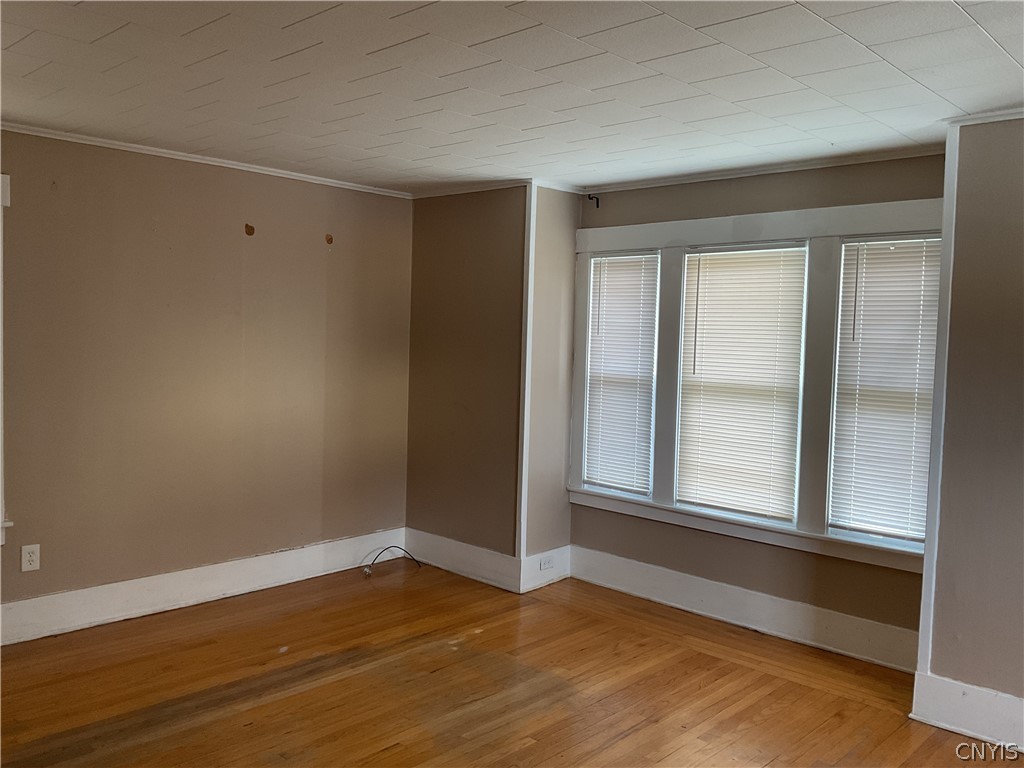 109 Smith Road Syracuse, NY 13207 - Photo 11 of 27