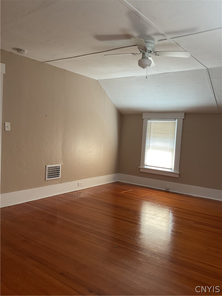109 Smith Road Syracuse, NY 13207 - Photo 16 of 27