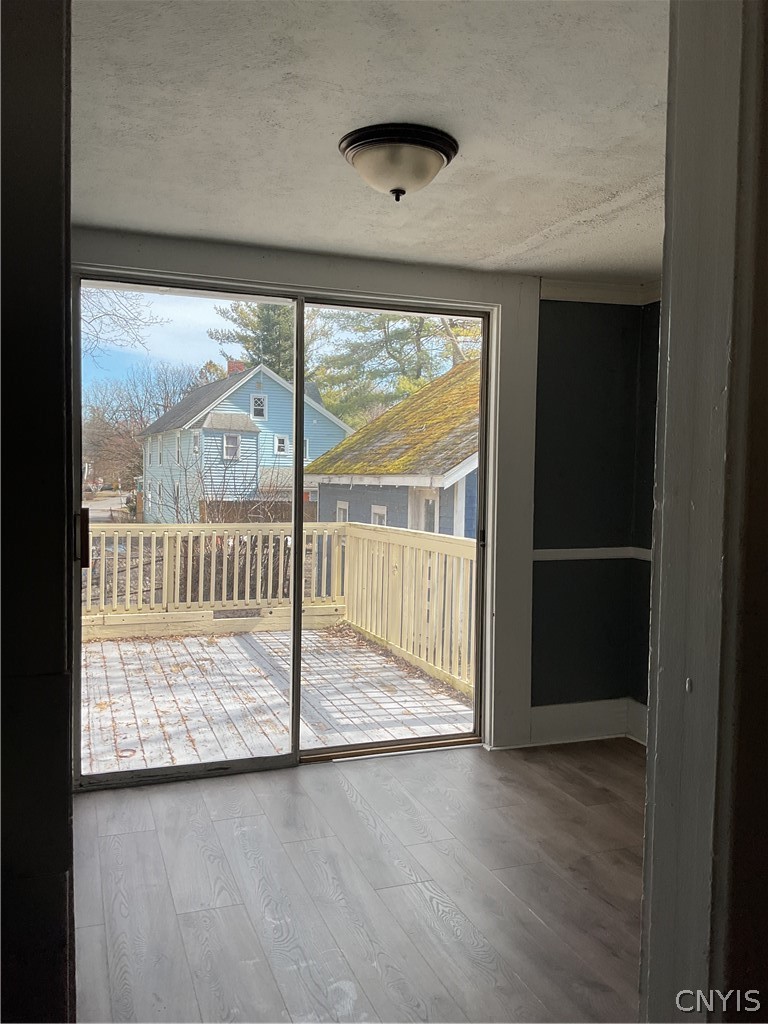 109 Smith Road Syracuse, NY 13207 - Photo 7 of 27