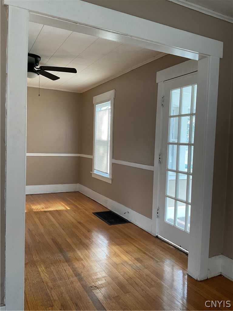 109 Smith Road Syracuse, NY 13207 - Photo 8 of 27