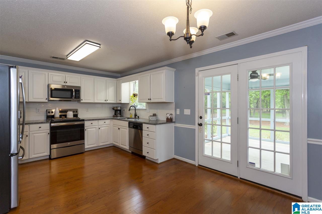 133 Oak Street Alabaster, AL 35114 - Photo 9 of 16