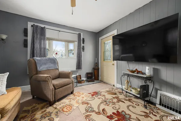 $69,999 | 1414 Black Street, Pekin, IL 61554