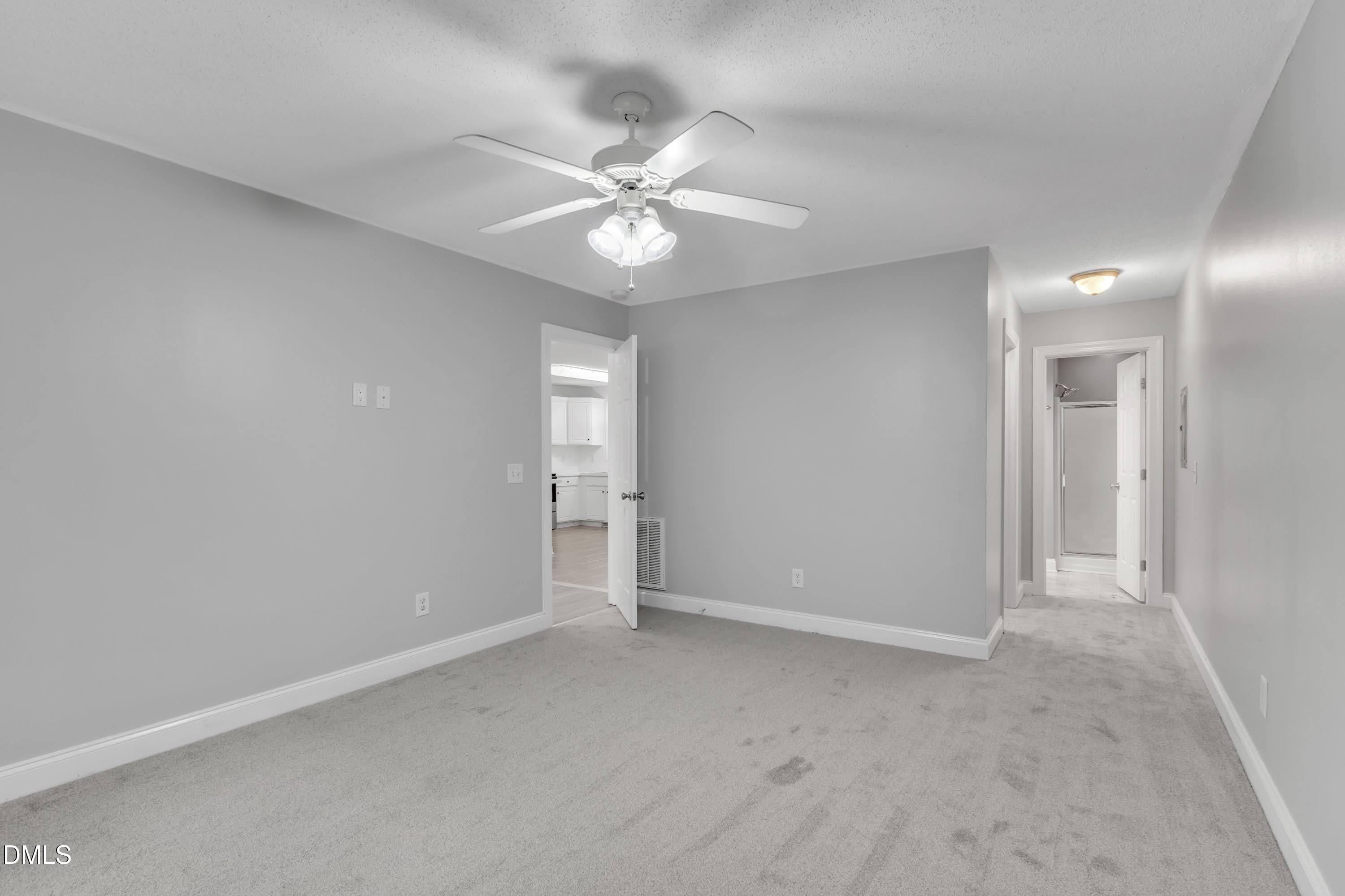 7040 Pine Road Sanford, NC 27332 - Photo 10 of 21 Owner's Suite