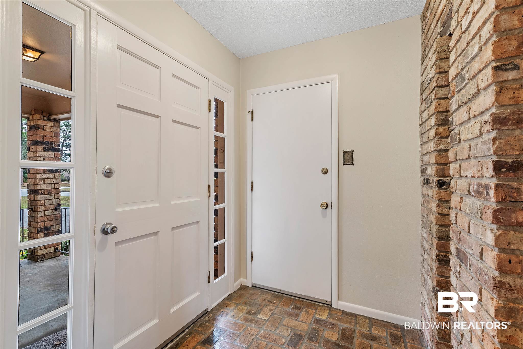 5420 Spring Drive Mobile, AL 36693 - Photo 6 of 30