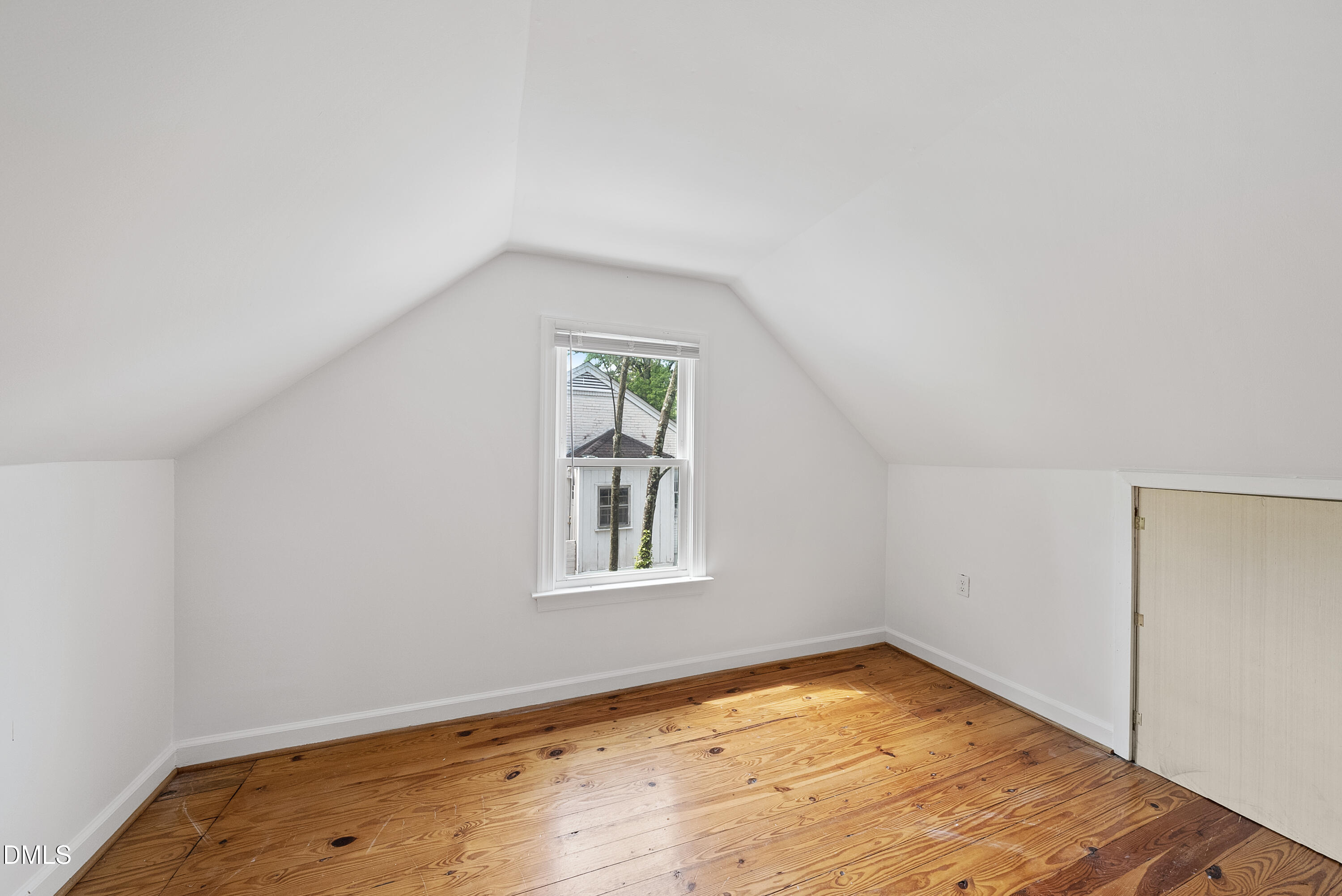 2924 Oberlin Road Raleigh, NC 27608 - Photo 24 of 29 DSC09922