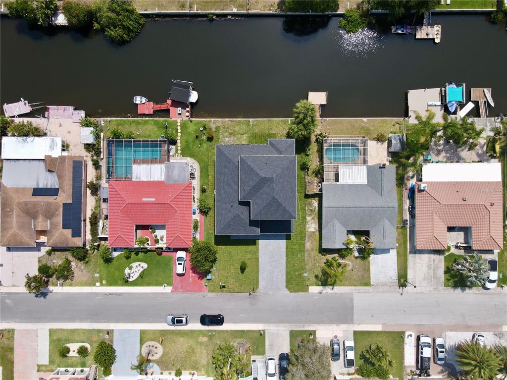 9832 Island Harbor Drive Port Richey, FL 34668 - Photo 3 of 38