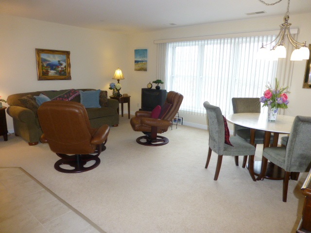 428 Lafayette Road, Unit 301 Hampton, NH 03842 - Photo 5 of 9 Gallery Image 5