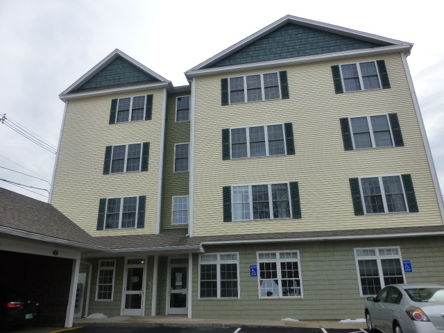 428 Lafayette Road, Unit 301 Hampton, NH 03842 - Photo 8 of 9 Gallery Image 8