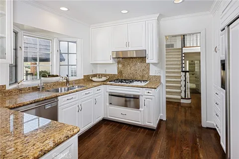 $6,500,000 | 1039 Tiller Way, Corona del Mar, CA 92625